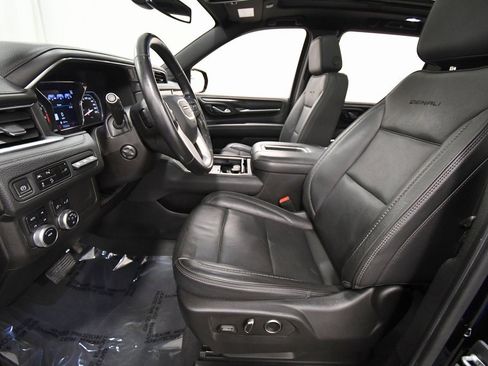 Used 2021 GMC Yukon XL Denali image 14