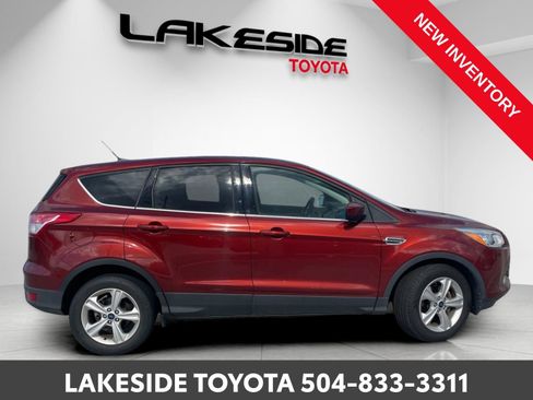 Used 2015 Ford Escape SE image 7