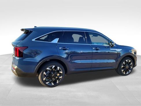 New 2026 Kia Sorento SX FWD image 2