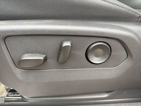 Used 2025 Chevrolet Silverado 2500 LT w/ Trail Boss Package image 12