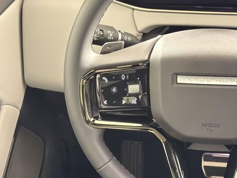 New 2026 Land Rover Range Rover Evoque Dynamic SE image 12