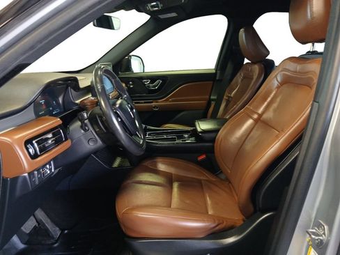 Used 2022 Lincoln Aviator Reserve w/ Elements Package Plus RWD image 11
