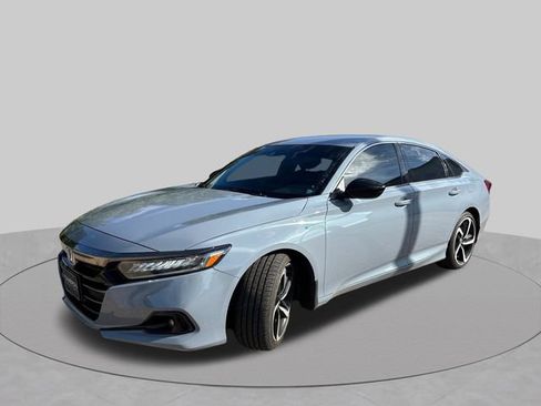 Used 2022 Honda Accord Sport image 3