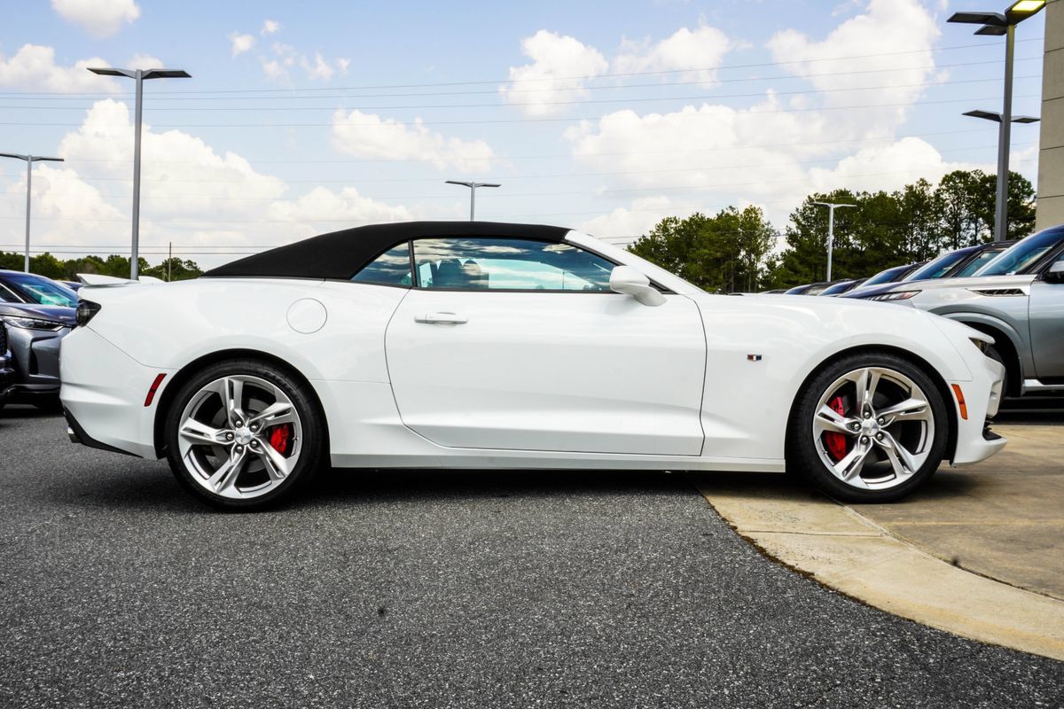 Used 2023 Chevrolet Camaro SS RWD image 7