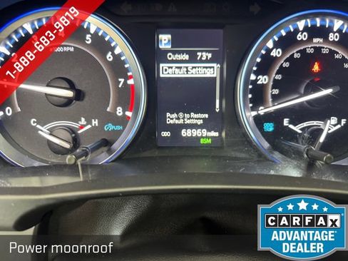 Used 2019 Toyota Highlander XLE AWD/4WD image 3