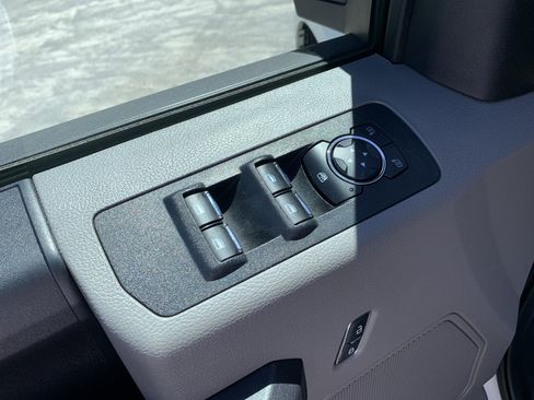 Used 2019 Ford F150 XL w/ Equipment Group 101A Mid AWD/4WD image 24