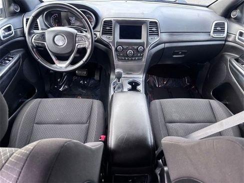 Used 2021 Jeep Grand Cherokee Laredo w/ Security & Convenience Group image 25