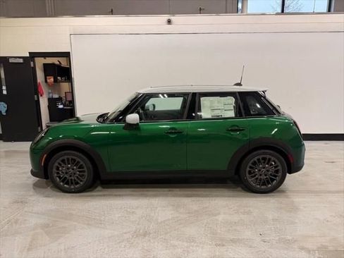 New 2026 MINI Cooper S image 2