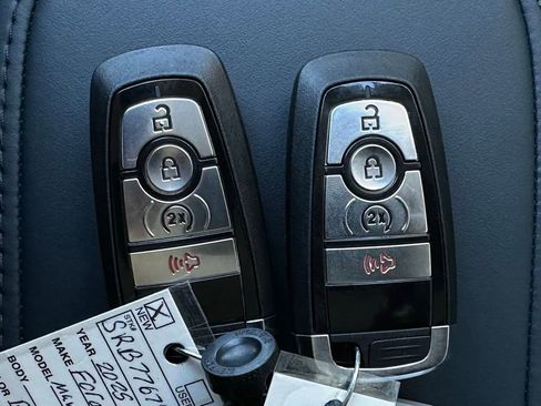 New 2025 Ford Maverick XLT w/ XLT Luxury Package image 52