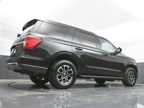 Used 2024 Ford Expedition XLT AWD/4WD image 45