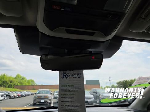 Used 2024 Subaru Crosstrek 2.0i Premium AWD/4WD image 12
