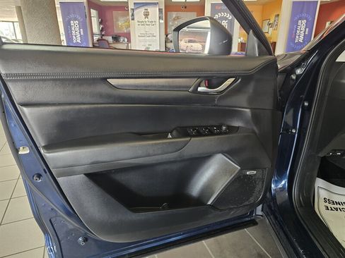 Used 2018 MAZDA CX-5 Touring w/ Preferred Equipment Package FWD image 8