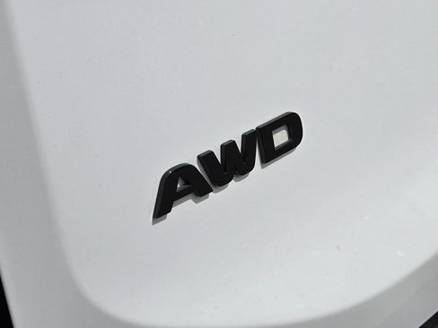 Used 2022 Kia Telluride SX w/ SX Prestige Package image 16