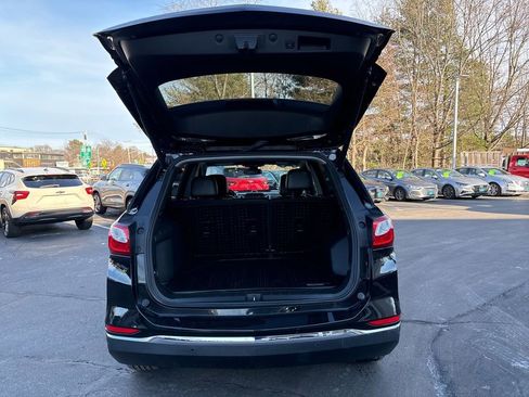 Used 2021 Chevrolet Equinox LT image 31