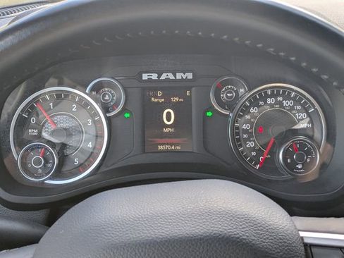 Used 2024 RAM 2500 Big Horn image 32