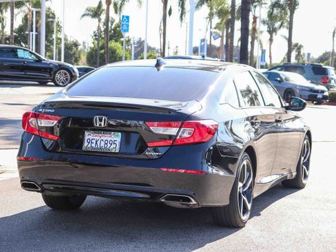 Used 2022 Honda Accord Sport image 11
