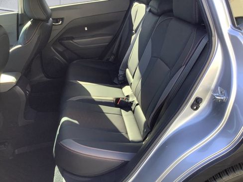 Used 2025 Subaru Crosstrek 2.5i Limited w/ Crosstrek Mirror Package image 18