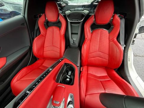 Used 2024 Chevrolet Corvette Stingray Preferred Cpe w/ Z51 Performance Package RWD image 18