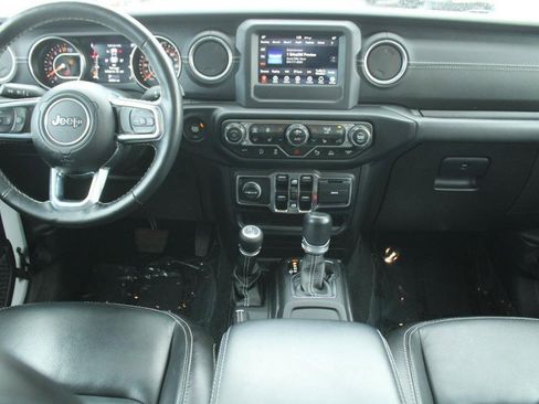 Used 2020 Jeep Gladiator Overland w/ LED Lighting Group image 14