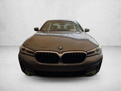Certified 2023 BMW 530e xDrive w/ Convenience Package image 2