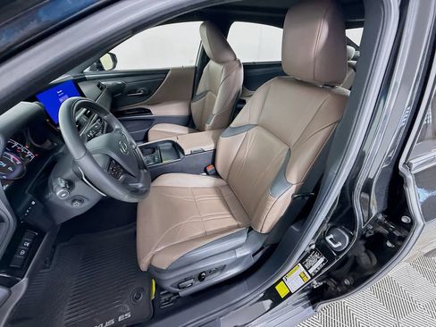 Certified 2023 Lexus ES 350 Ultra Luxury w/ Accessory Package (Z2) FWD image 22