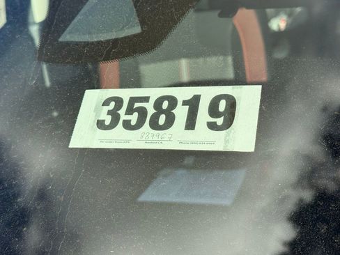 New 2025 Nissan Versa SR w/ Trunk Package image 24