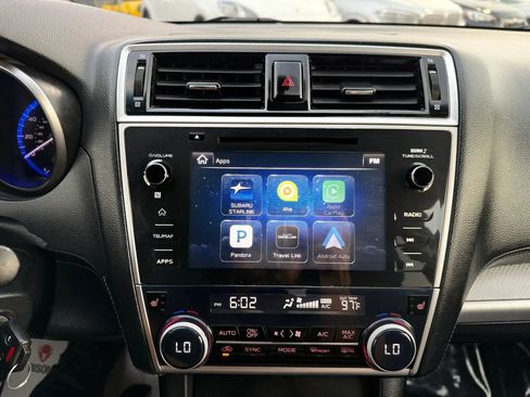 Used 2018 Subaru Outback 2.5i Premium AWD/4WD image 35