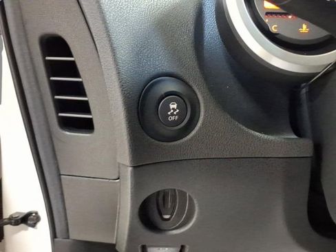 Used 2020 Nissan 370Z Coupe RWD image 21