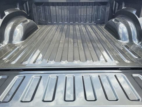 New 2026 RAM 1500 4x4 Crew Cab image 19