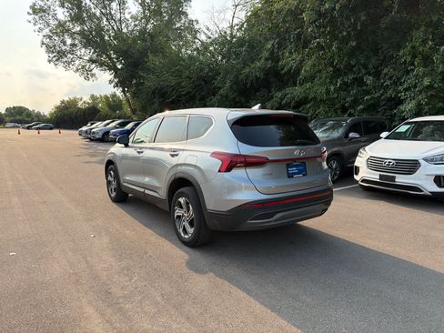 Used 2023 Hyundai Santa Fe SE AWD/4WD image 3