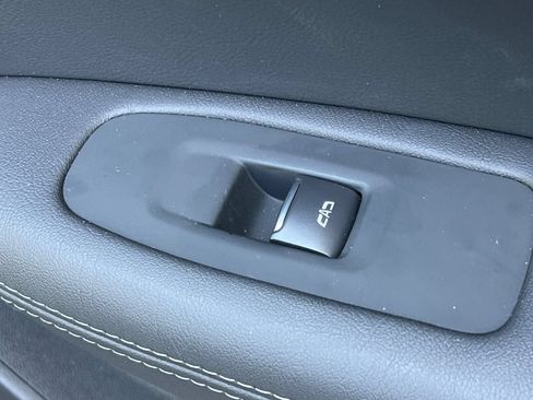 Used 2025 Cadillac XT5 Premium Luxury w/ Technology Package FWD image 21