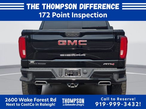 Used 2023 GMC Sierra 1500 AT4 w/ AT4 Premium Package AWD/4WD image 4