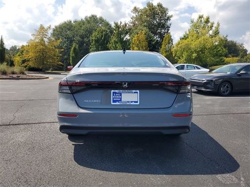 New 2025 Honda Accord SE image 5