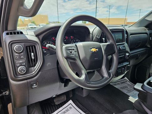 Certified 2025 Chevrolet Silverado 1500 Custom AWD/4WD image 15