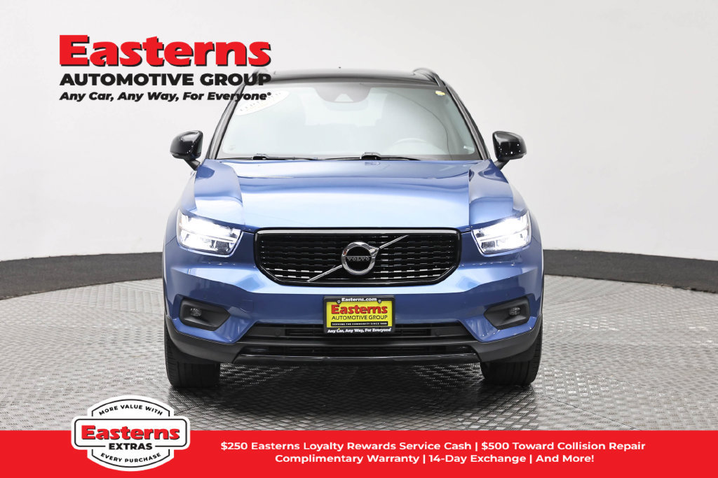 Used 2020 Volvo XC40 T5 R-Design AWD/4WD image 3