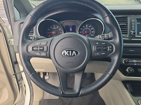 Used 2020 Kia Sedona EX image 24