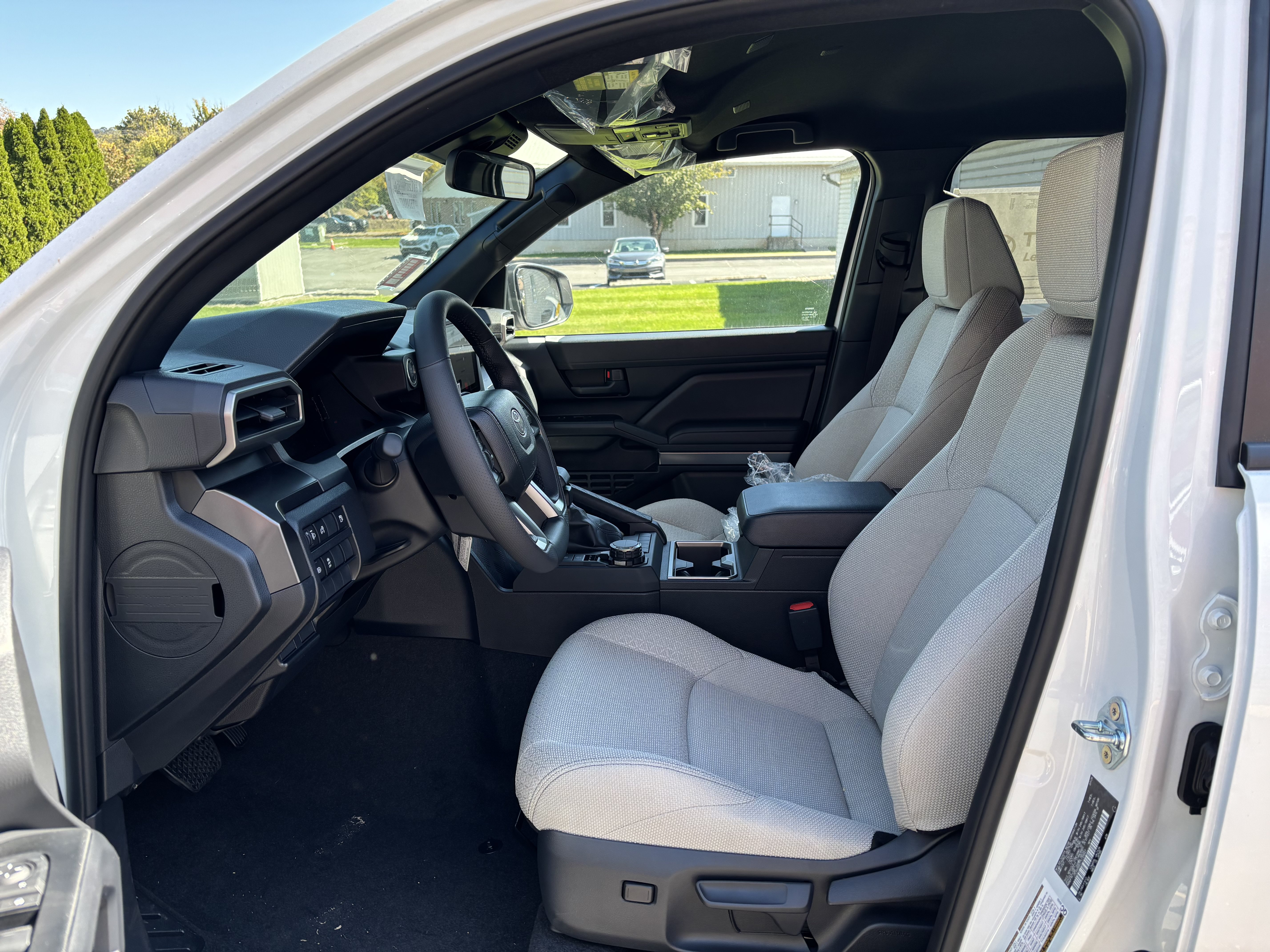 Used 2026 Toyota 4Runner SR5 AWD/4WD image 13