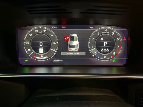 Used 2022 Land Rover Range Rover Westminster Edition image 10