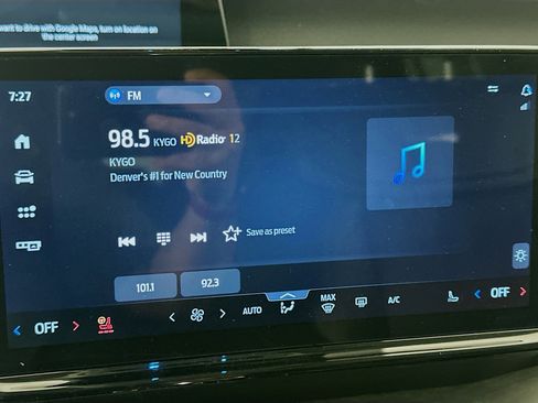 Used 2025 Ford Expedition Max Platinum image 21