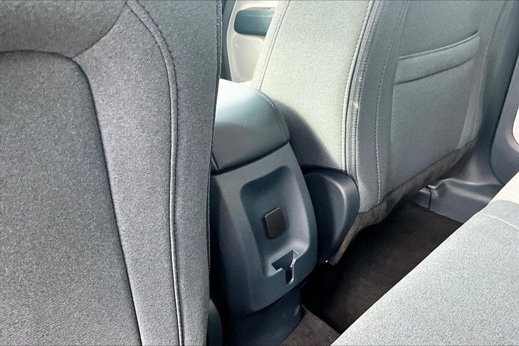 Used 2024 Ford Maverick XLT FWD image 12