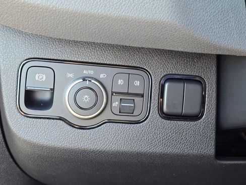 New 2026 Mercedes-Benz Sprinter 2500 image 34