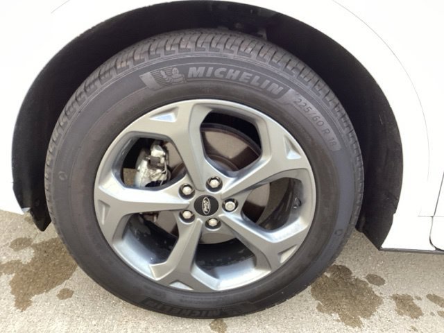 Used 2023 Ford Escape ST-Line w/ Tech Pack #1 AWD/4WD image 6