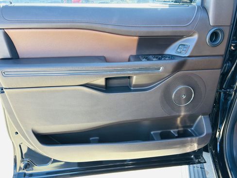 Used 2024 Ford Expedition Max King Ranch image 17