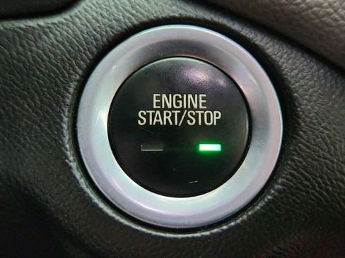 Used 2021 Chevrolet Equinox LS AWD/4WD image 14