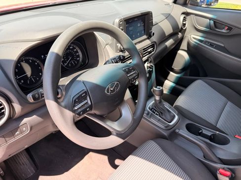 Used 2019 Hyundai Kona SE FWD image 27