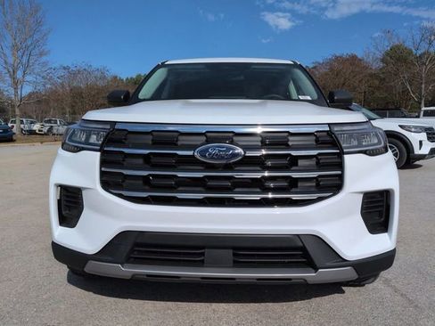 New 2026 Ford Explorer Active image 8