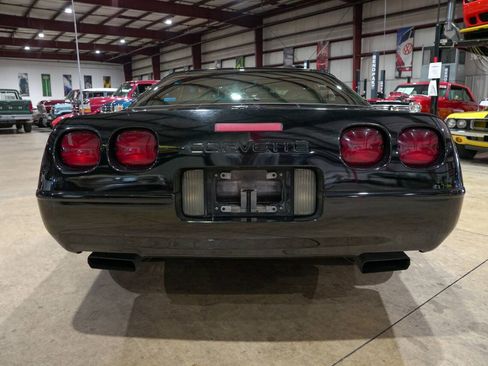 Used 1994 Chevrolet Corvette Coupe RWD image 7