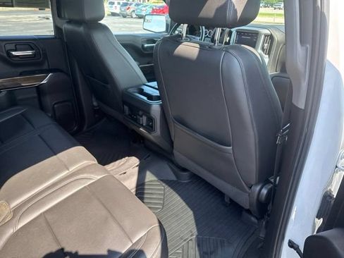 Used 2020 Chevrolet Silverado 1500 LT Trail Boss AWD/4WD image 18