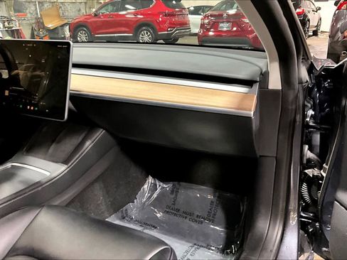 Used 2022 Tesla Model 3 Long Range image 18