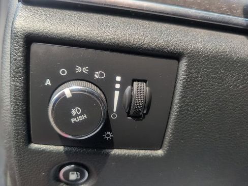 Used 2015 Jeep Grand Cherokee Limited AWD/4WD image 21
